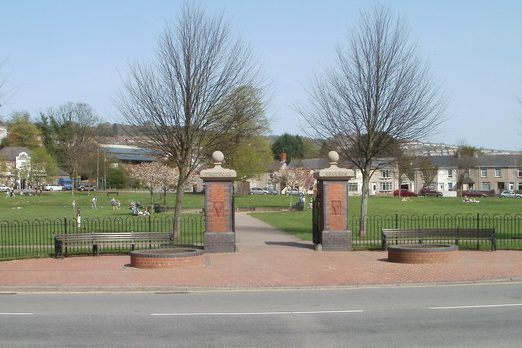 Pressed & Fresh : Delivering to Risca, Pontymister and CrossKeys depicted by entrance to Tredegar Park